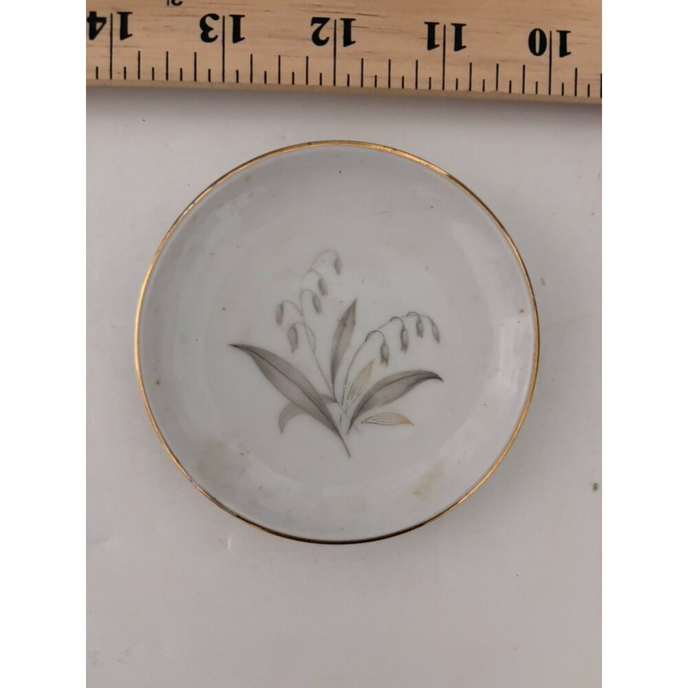 Kaysons Fine China Japan Golden Rhapsody  mini plate